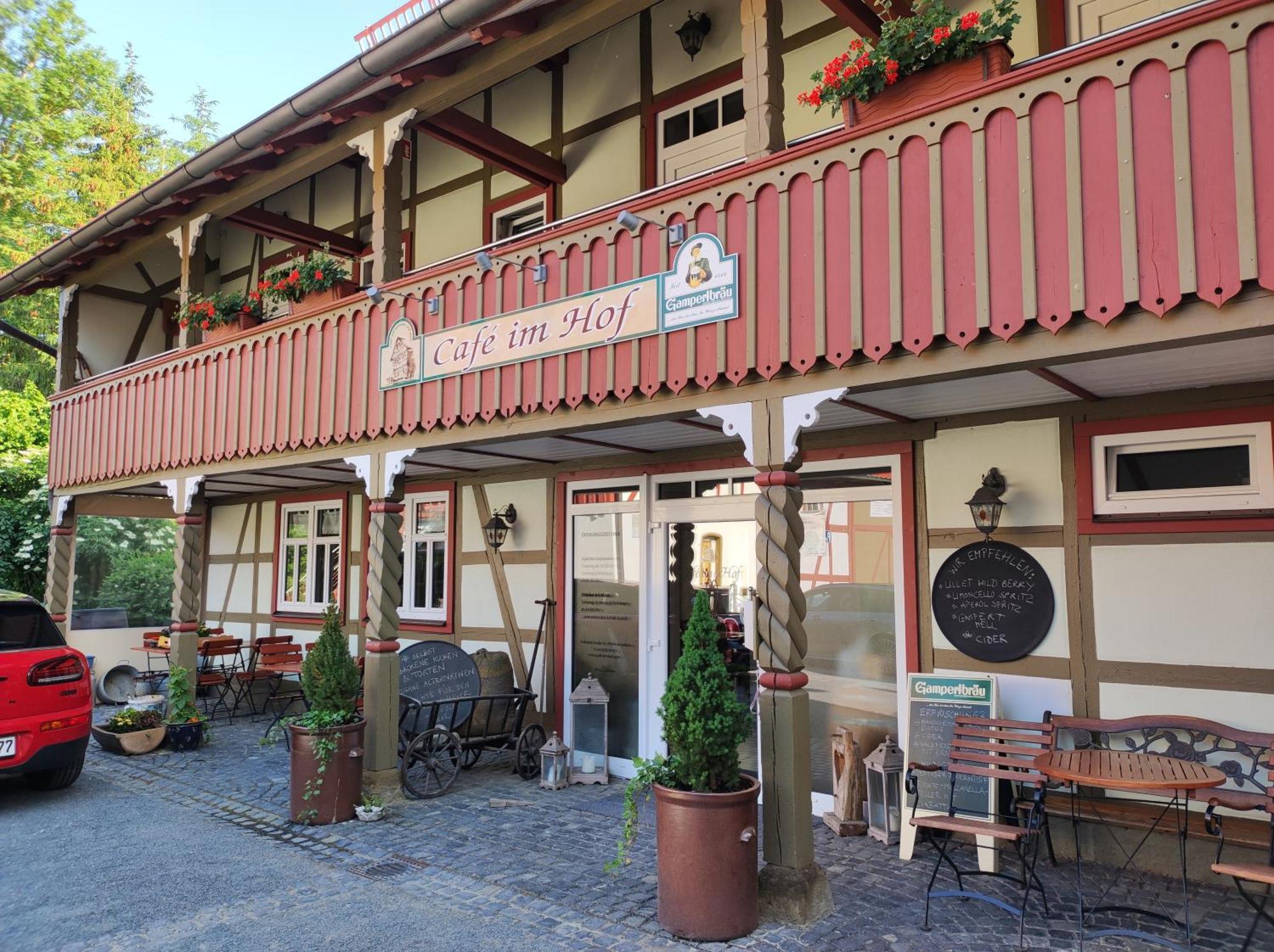 Cafe Im Hof- Bed & Breakfast Streufdorf Zewnętrze zdjęcie