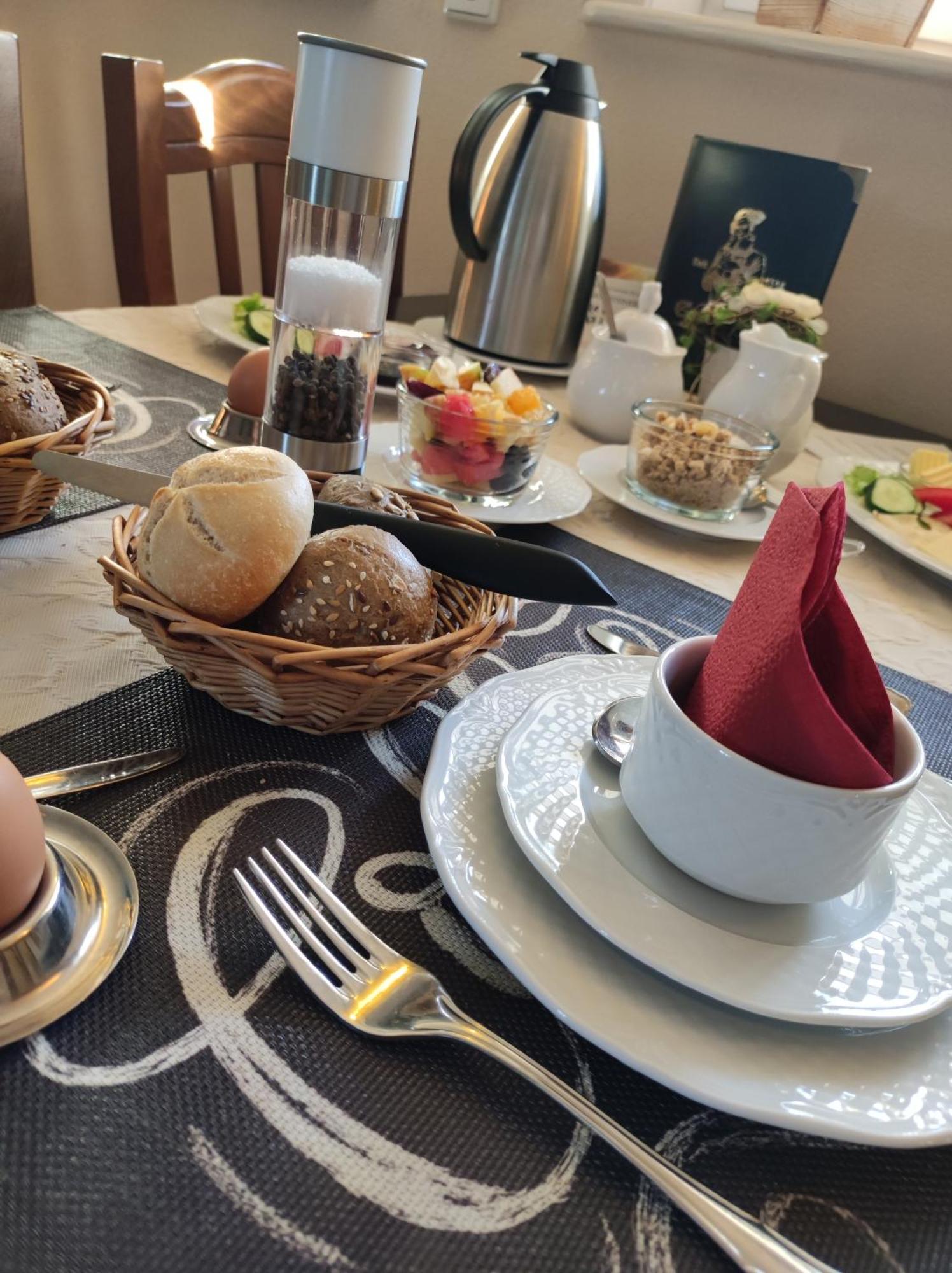Cafe Im Hof- Bed & Breakfast Streufdorf Zewnętrze zdjęcie