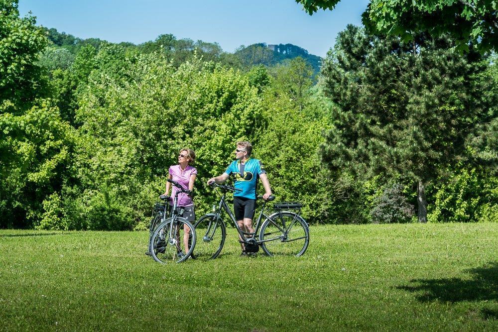 Cafe Im Hof- Bed & Breakfast Streufdorf Zewnętrze zdjęcie