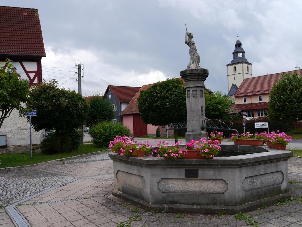 Cafe Im Hof- Bed & Breakfast Streufdorf Zewnętrze zdjęcie