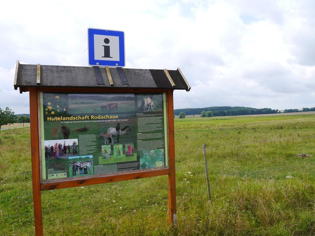 Cafe Im Hof- Bed & Breakfast Streufdorf Zewnętrze zdjęcie