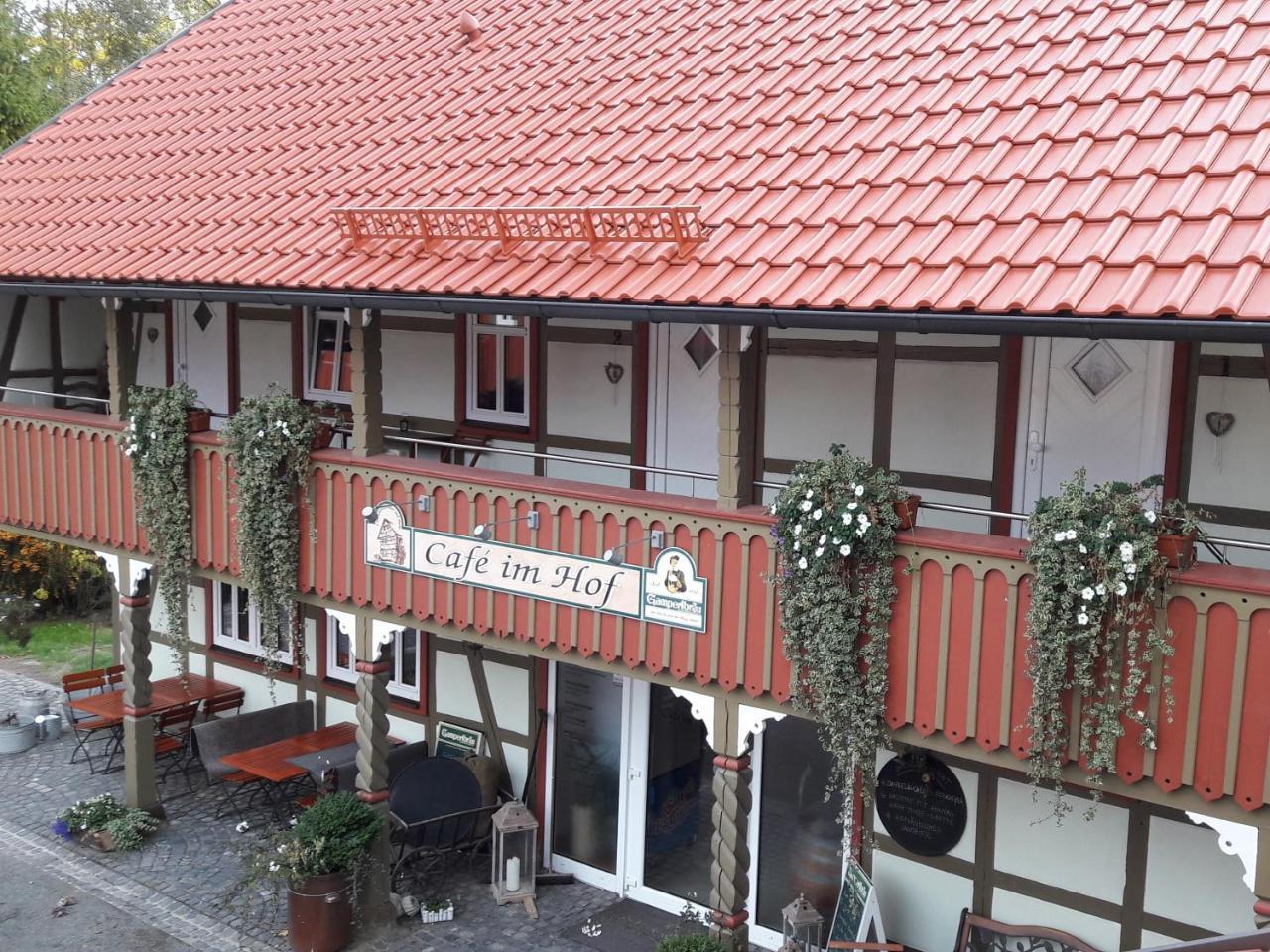 Cafe Im Hof- Bed & Breakfast Streufdorf Zewnętrze zdjęcie