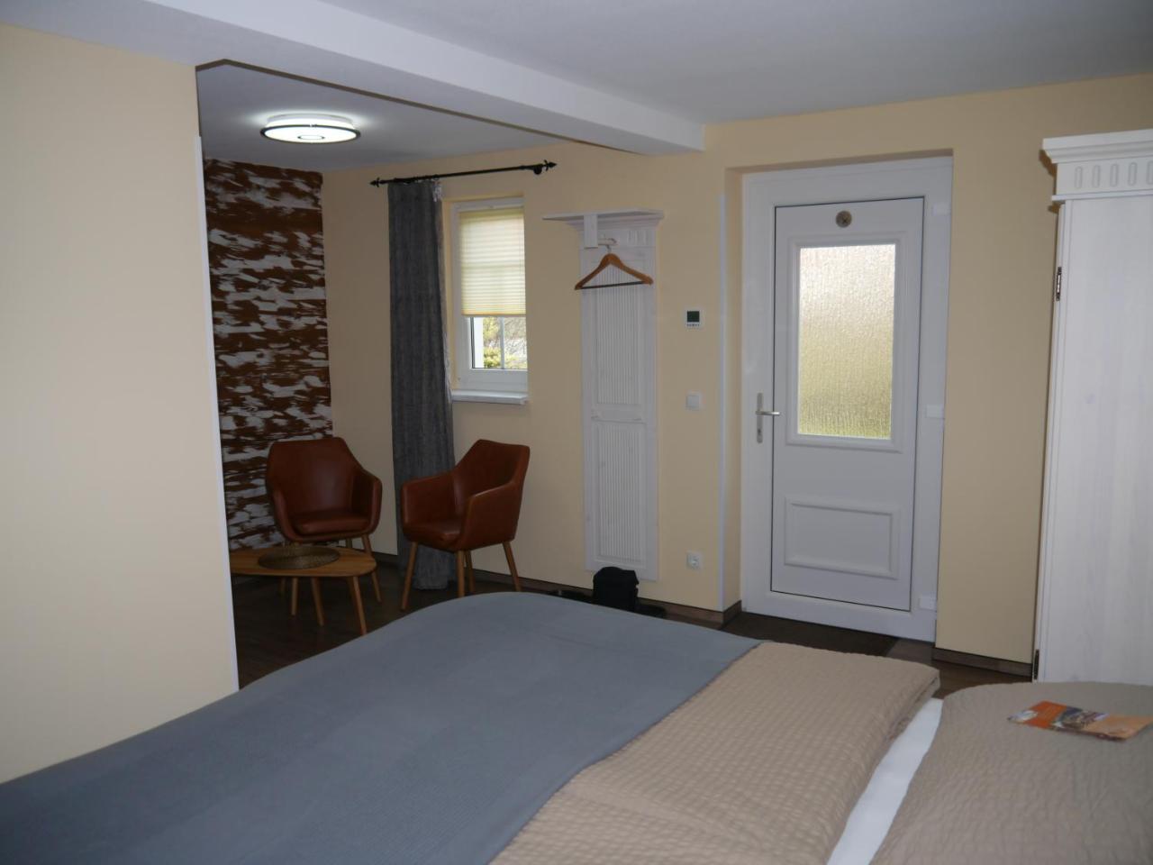 Cafe Im Hof- Bed & Breakfast Streufdorf Zewnętrze zdjęcie