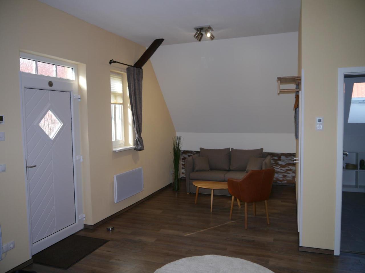 Cafe Im Hof- Bed & Breakfast Streufdorf Zewnętrze zdjęcie